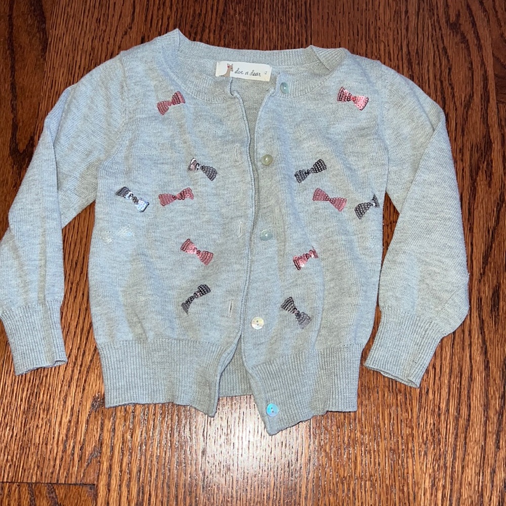 Boutique children’s gray Doe A Dear cardigan - size 2